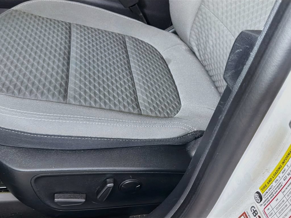 Used 2022 Ford Escape SE FWD image 21