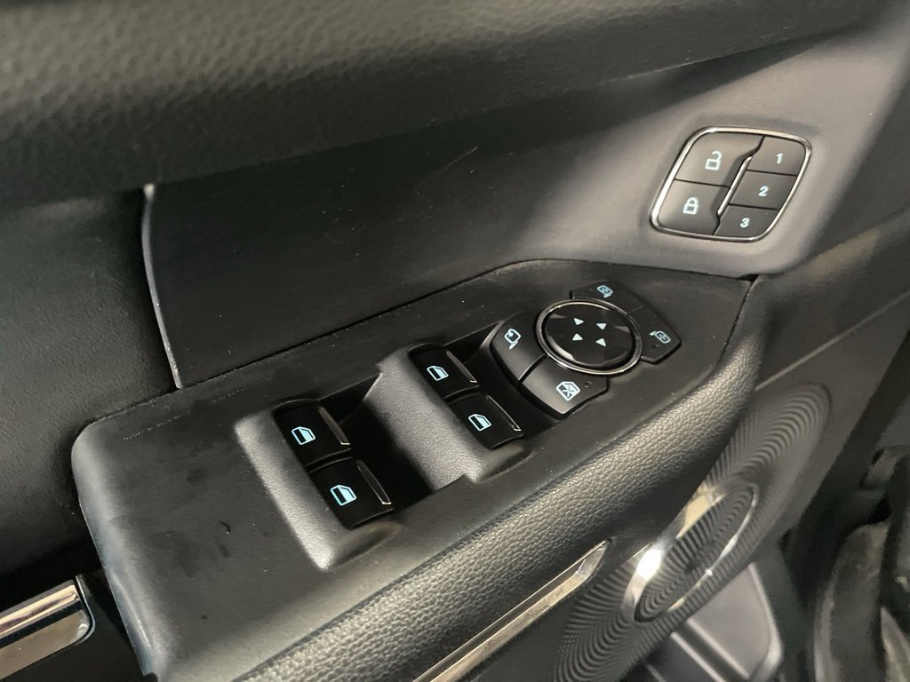 Used 2022 Ford Expedition XLT image 16