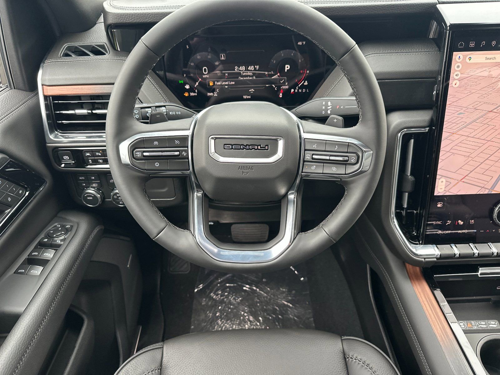 New 2026 GMC Yukon XL Denali w/ Sun & Power Step Package AWD/4WD image 14