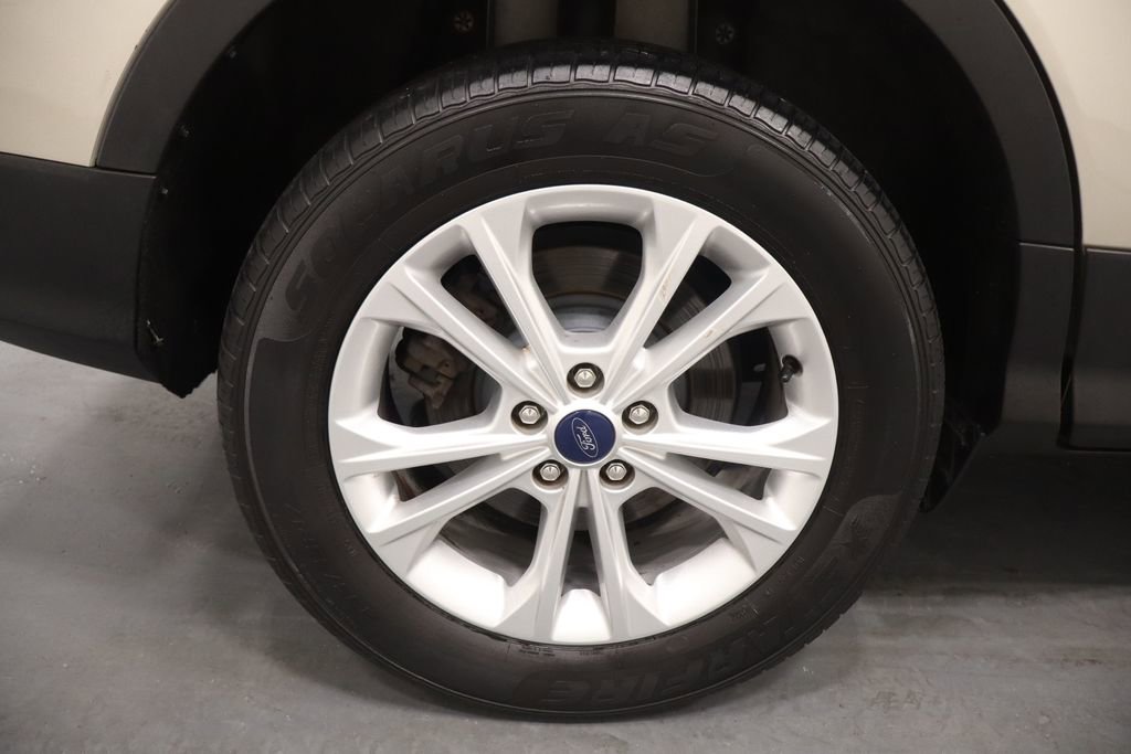 Used 2018 Ford Escape SEL image 27