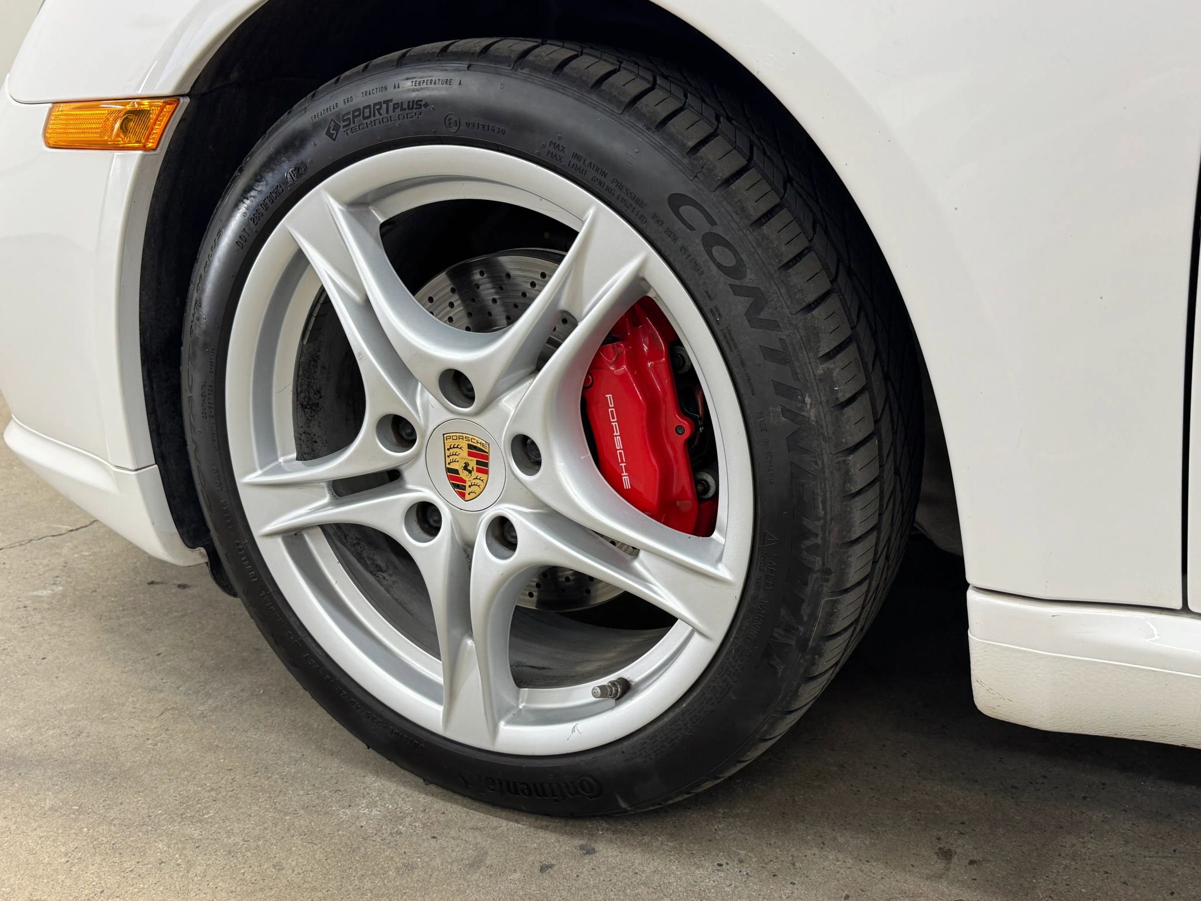 Used 2010 Porsche Cayman S image 11