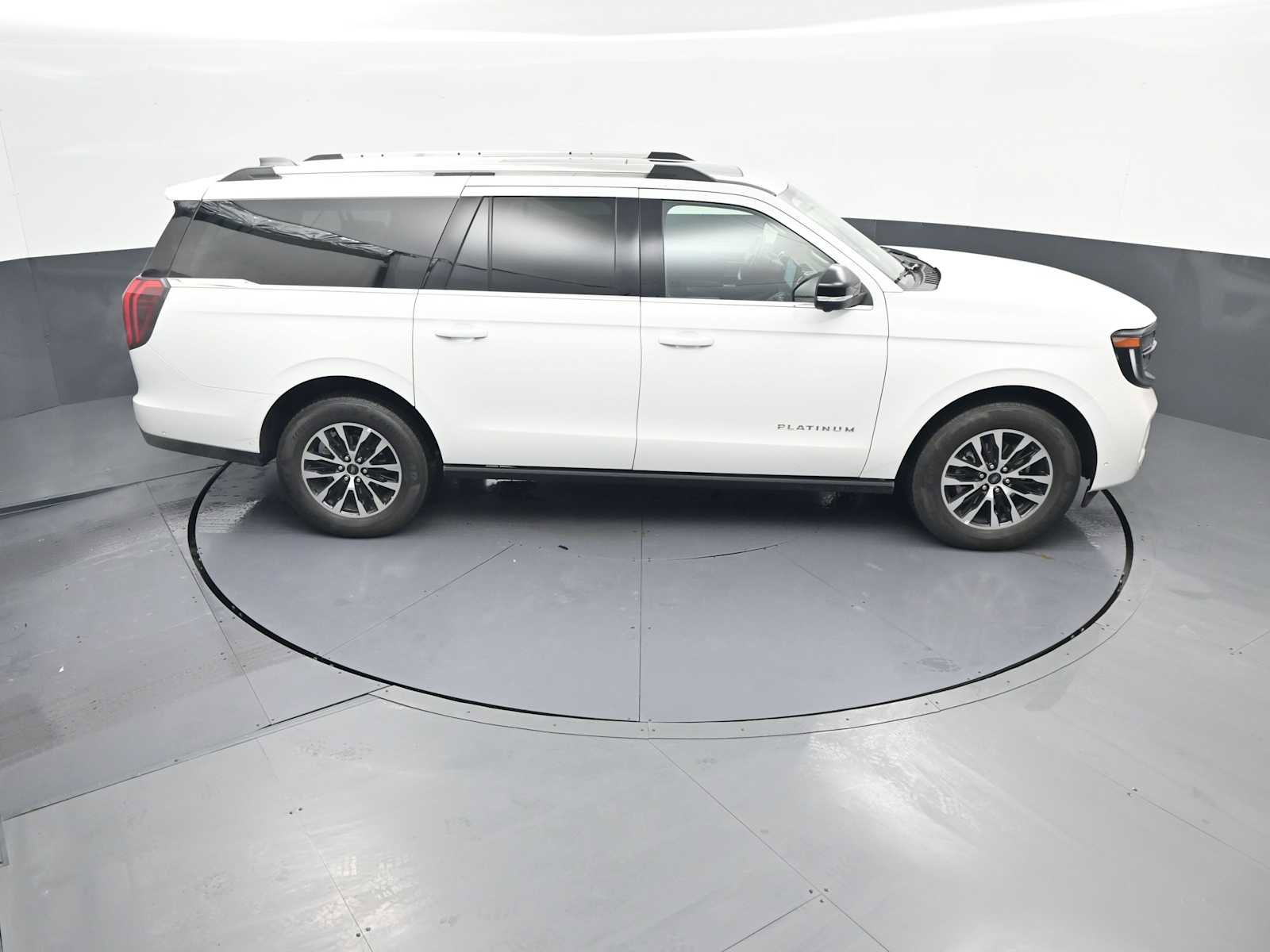 Used 2025 Ford Expedition Max Platinum AWD/4WD image 35
