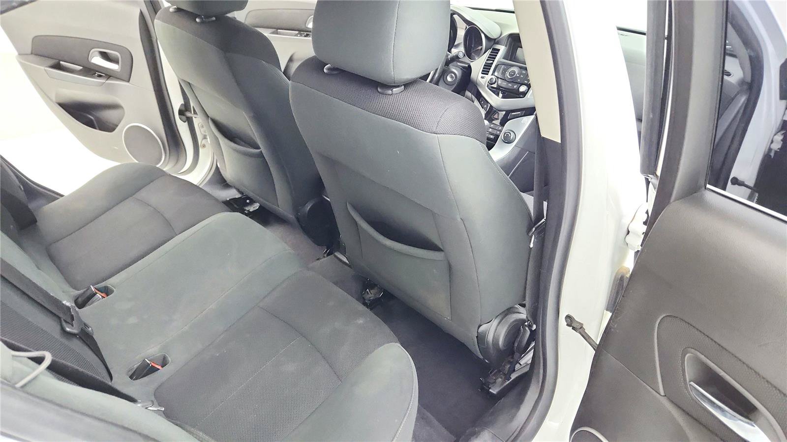 Used 2011 Chevrolet Cruze LT FWD image 22