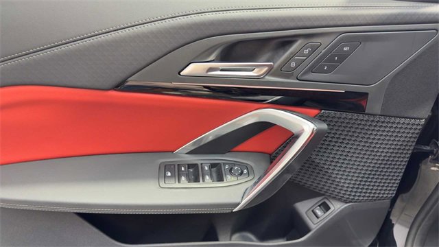 Used 2025 BMW X2 xDrive28i image 22