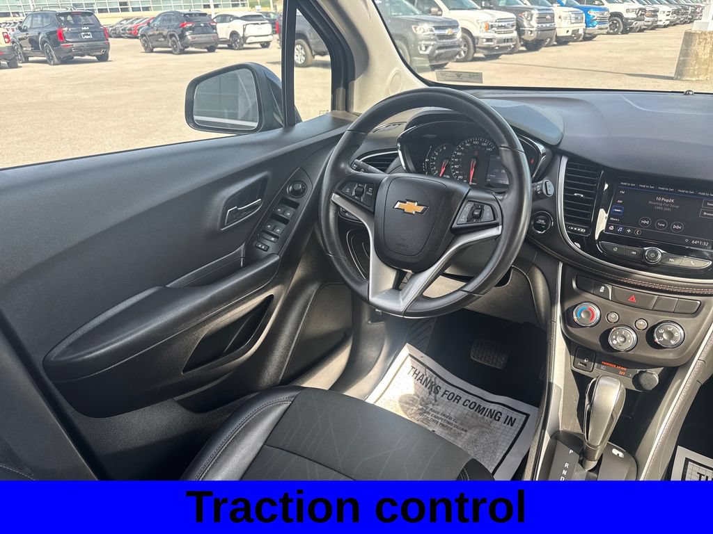 Used 2019 Chevrolet Trax LT w/ LT Convenience Package FWD image 10