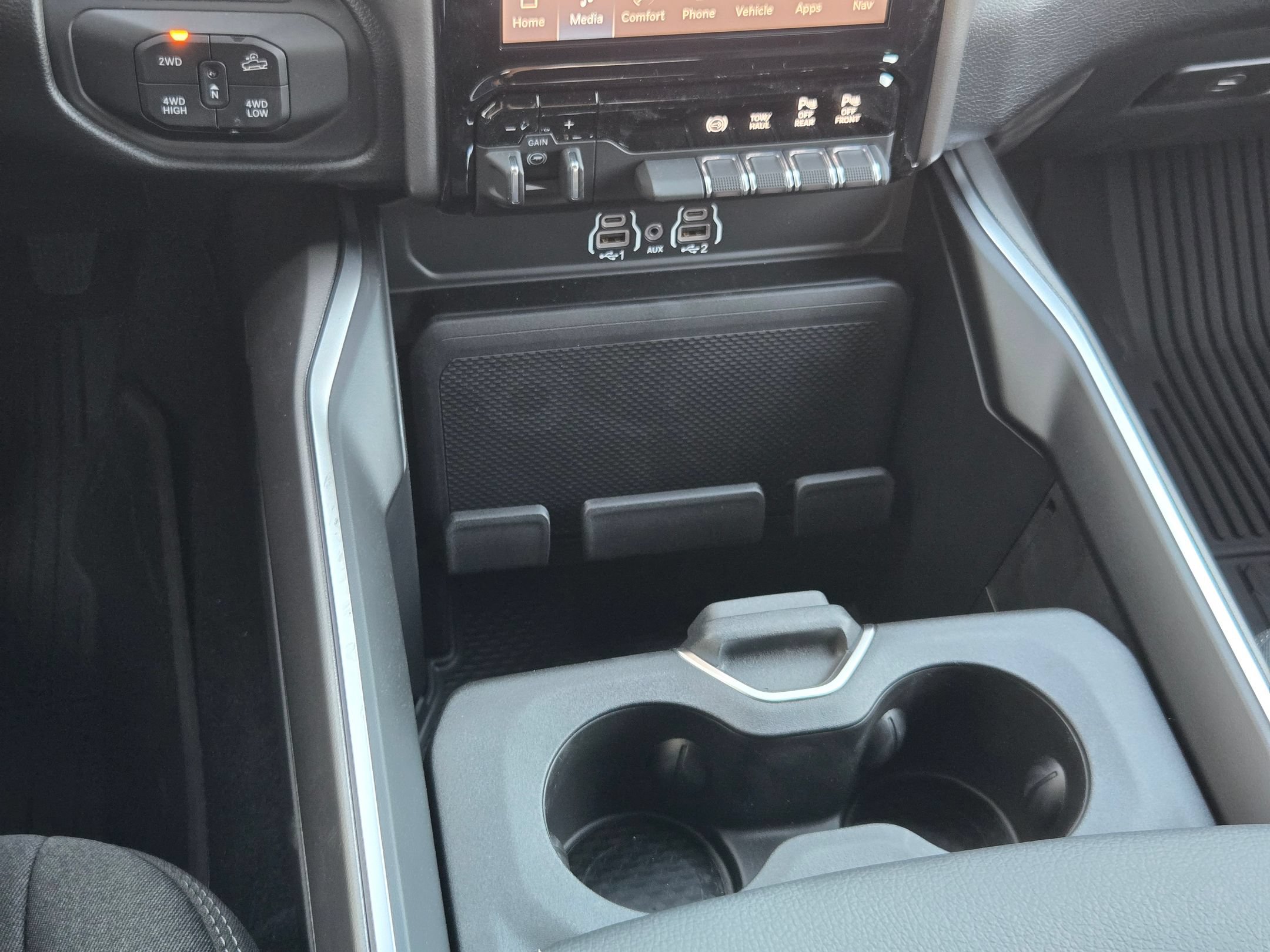 New 2026 RAM 2500 Big Horn AWD/4WD image 29