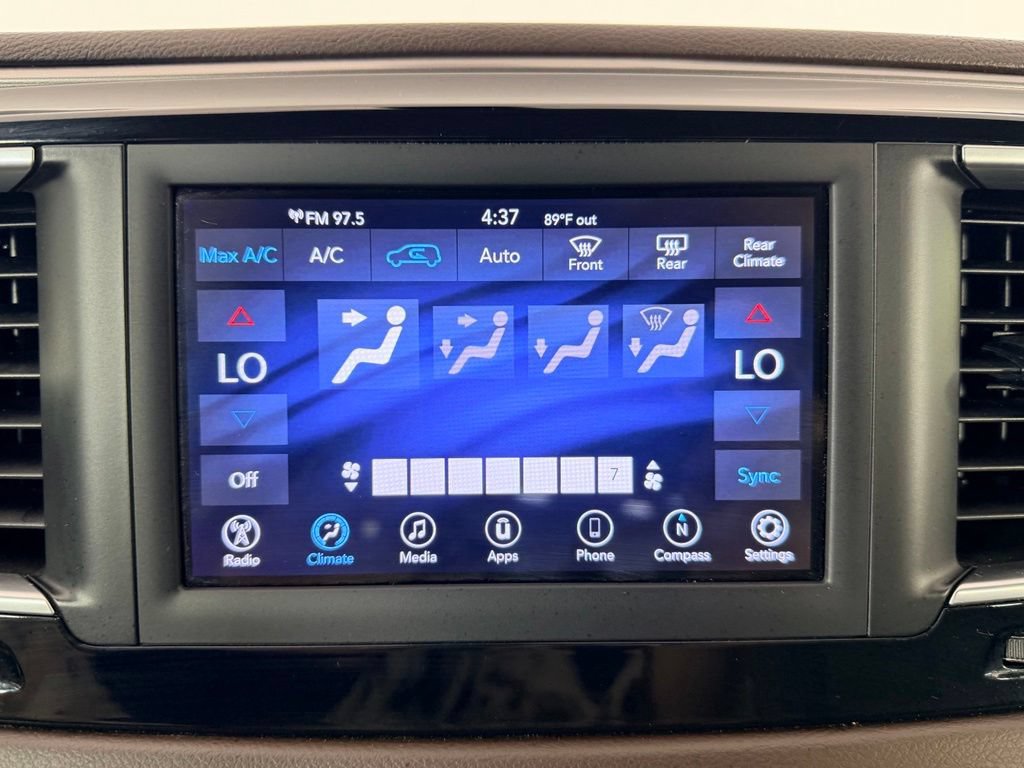 Used 2018 Chrysler Pacifica Touring Plus FWD image 17