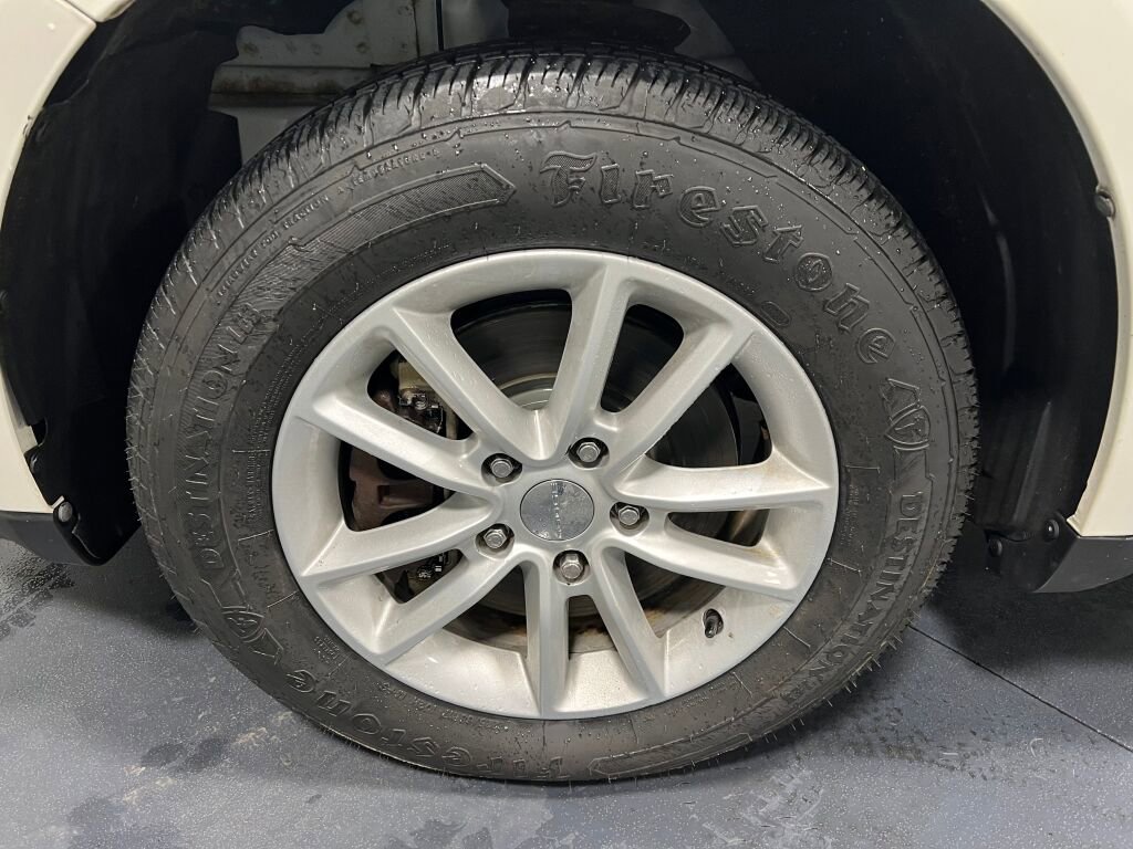 Used 2017 Dodge Journey SXT w/ Comfort/Convenience Group image 13