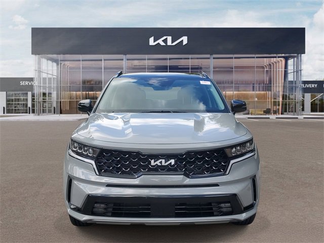 Certified 2023 Kia Sorento EX w/ Panoramic Sunroof Package image 2