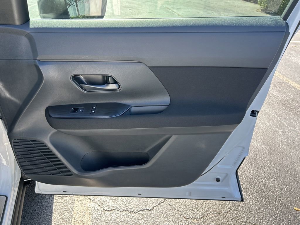 New 2026 Nissan Kicks S w/ Charging Package FWD image 41