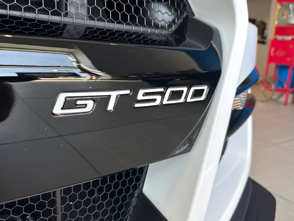 Used 2020 Ford Mustang Shelby GT500 w/ Carbon Fiber Track Pack RWD image 14