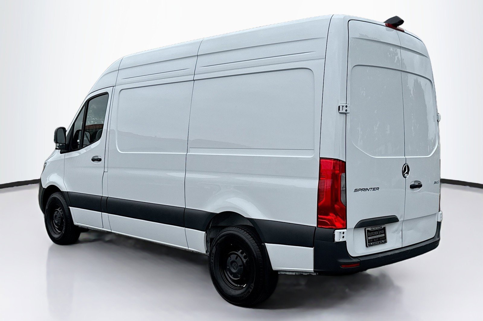 Used 2025 Mercedes-Benz Sprinter 2500 image 7