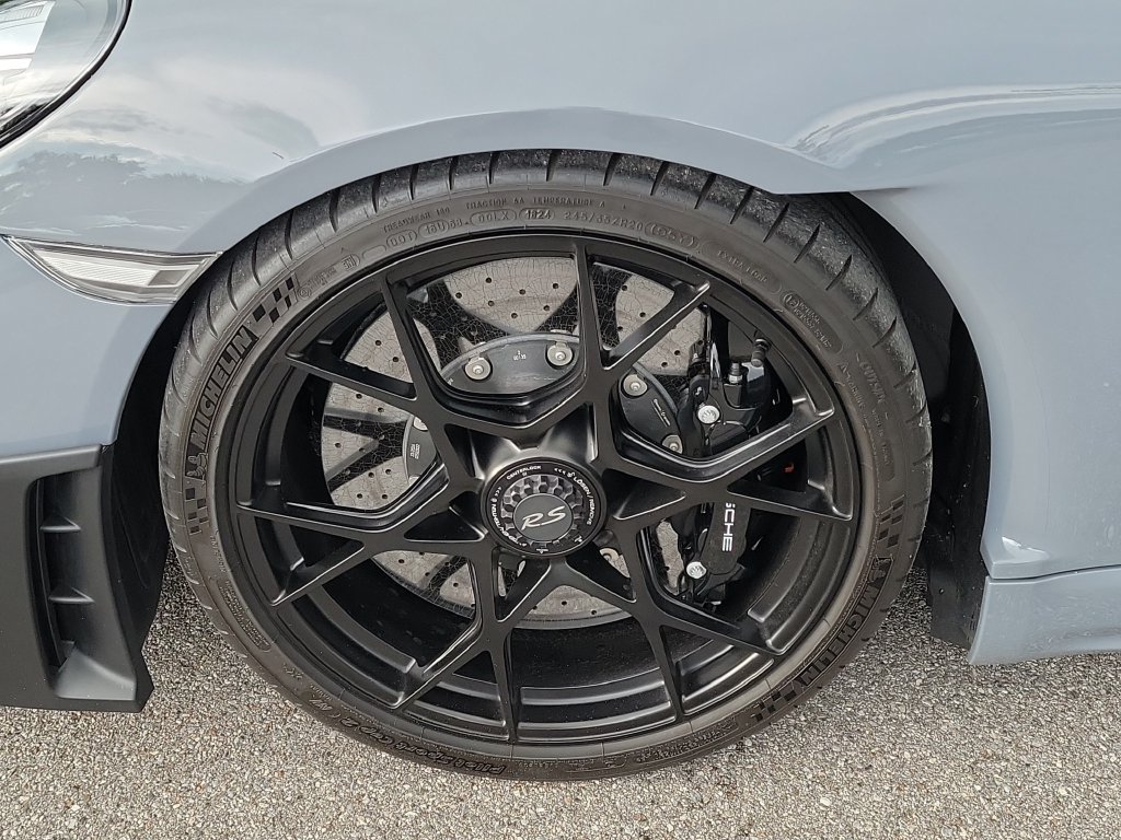 Certified 2024 Porsche 718 Cayman GT4 RS RWD image 12