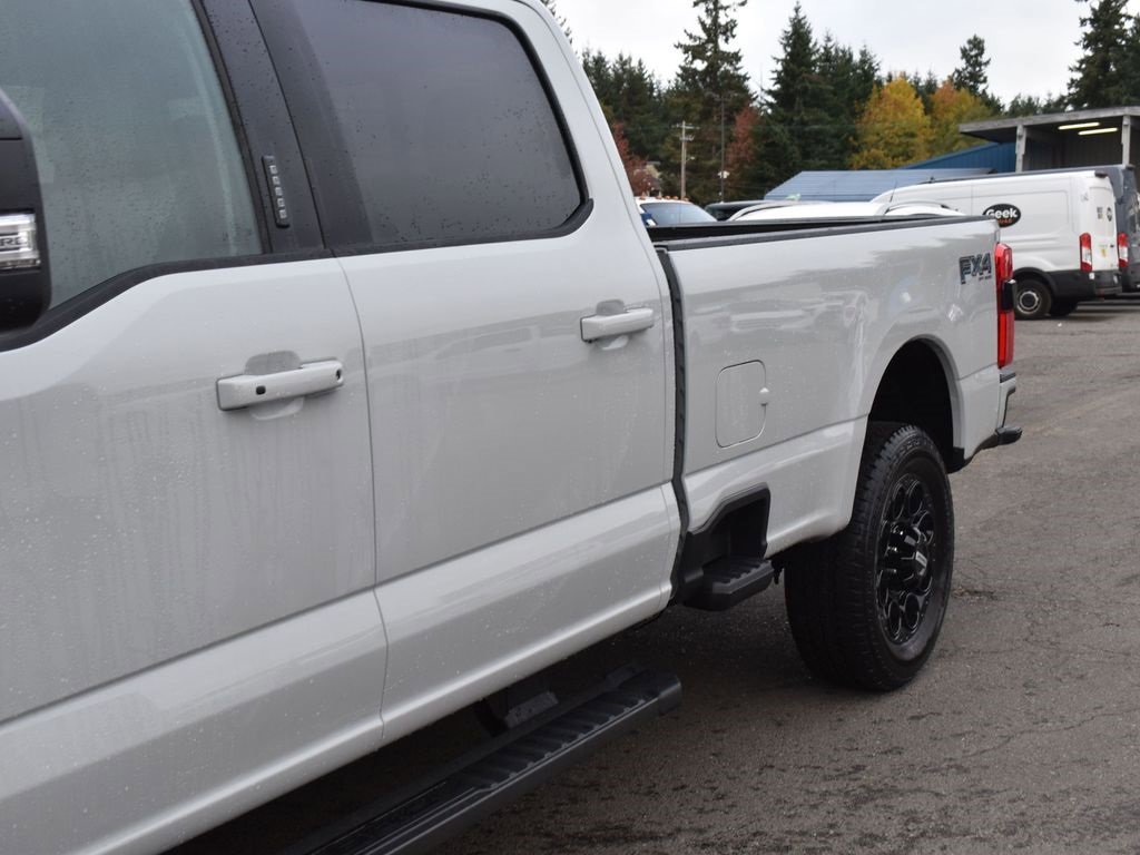 New 2026 Ford F250 4x4 Crew Cab Super Duty image 5