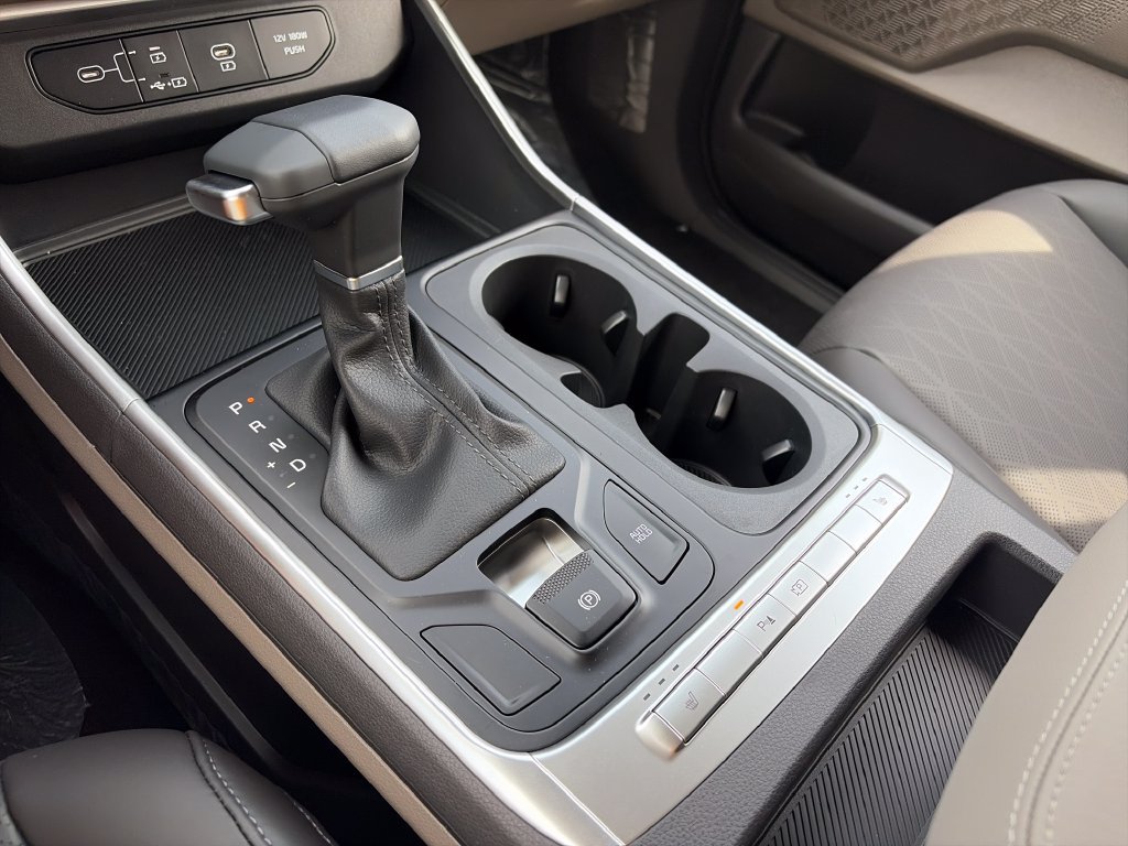 New 2027 Kia Carnival FWD image 22