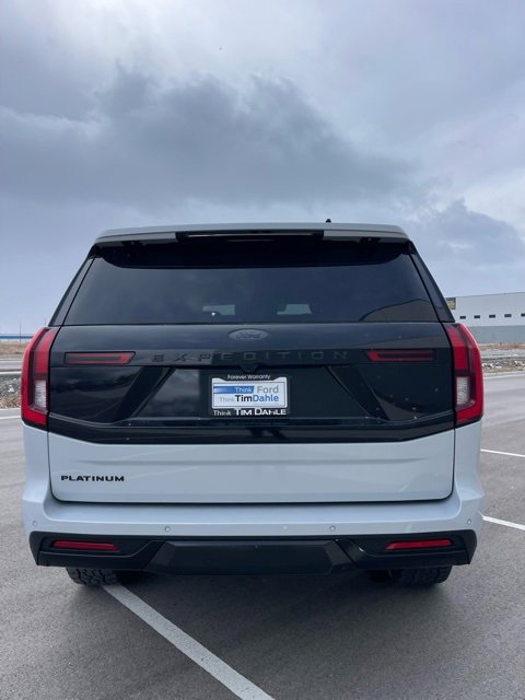 Used 2025 Ford Expedition Platinum w/ Driver's Package image 3