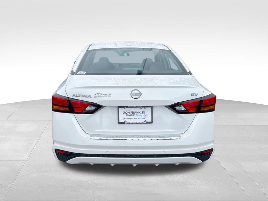 Used 2023 Nissan Altima 2.5 SV FWD image 7
