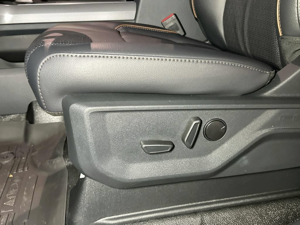 New 2026 Ford F450 Lariat AWD/4WD image 15