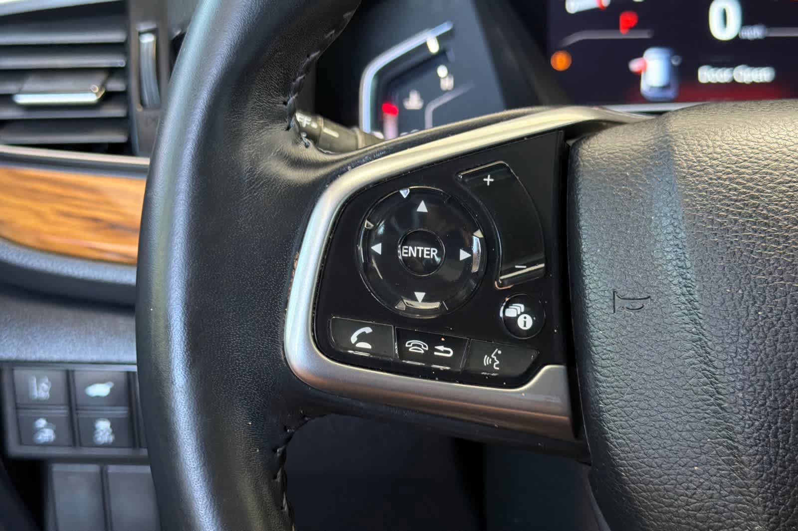 Used 2022 Honda CR-V Touring image 27