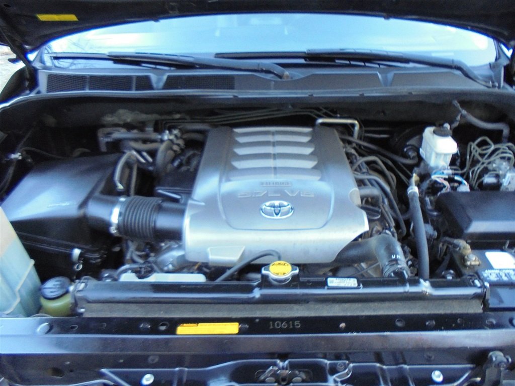 Used 2012 Toyota Sequoia Platinum image 10