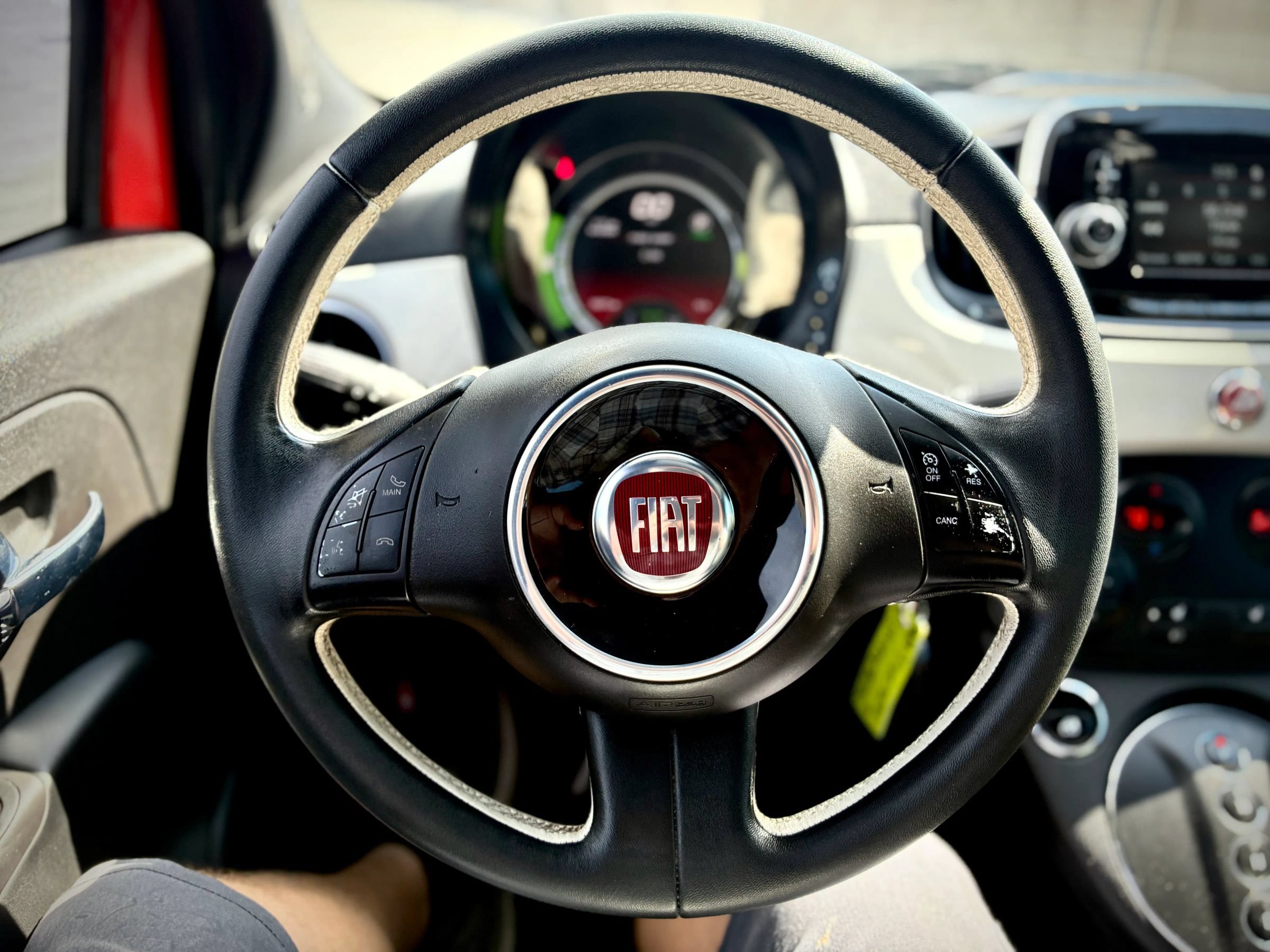 Used 2018 FIAT 500 e FWD image 37