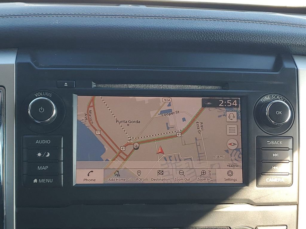 Used 2019 Nissan Titan SL w/ Chrome Package image 31