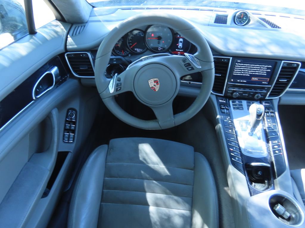 Used 2013 Porsche Panamera GTS image 5