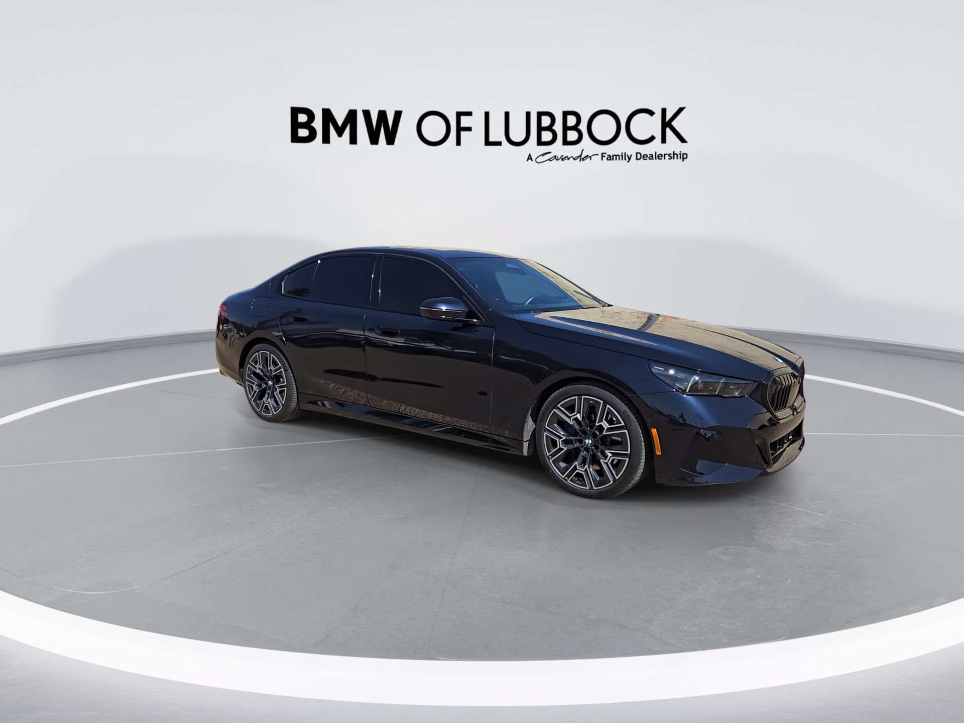 Used 2024 BMW 540i xDrive w/ Premium Package AWD/4WD image 2
