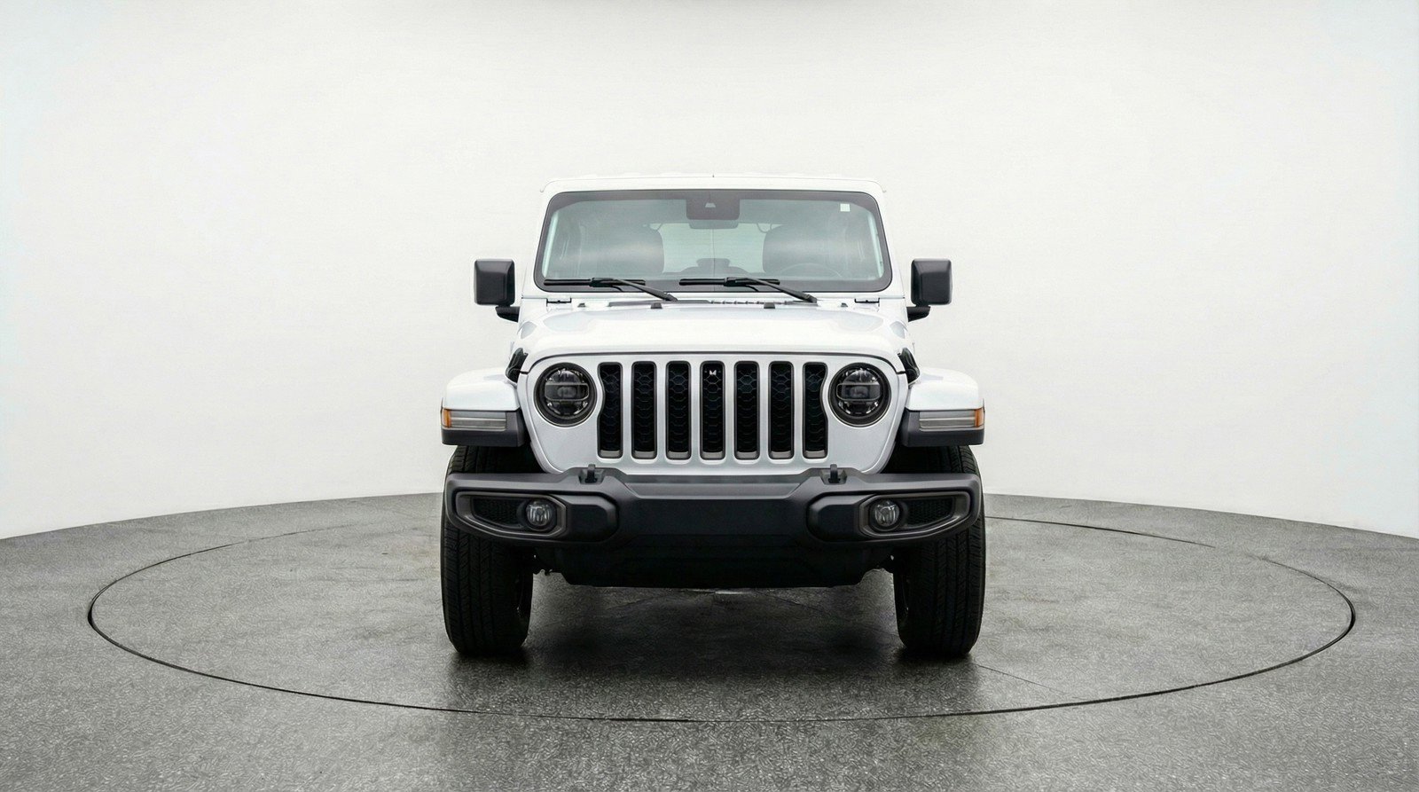 Used 2025 Jeep Wrangler Sahara AWD/4WD image 2