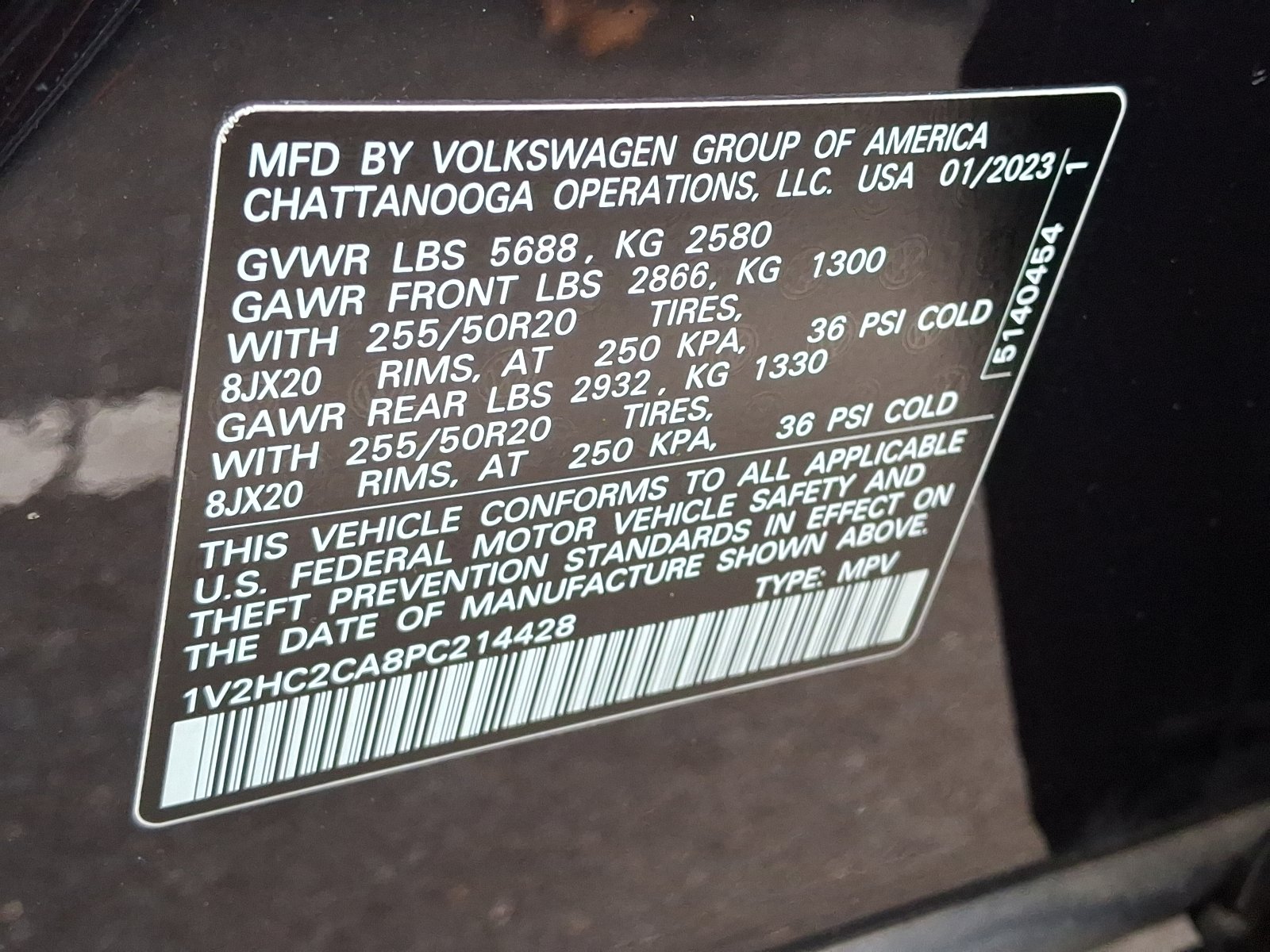 Certified 2023 Volkswagen Atlas Cross Sport SE image 28