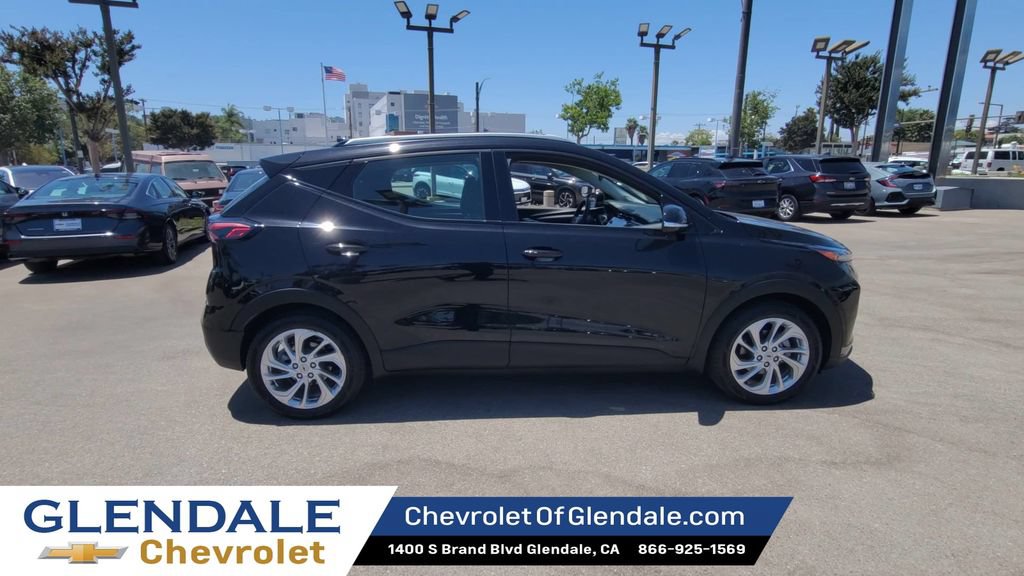 Certified 2023 Chevrolet Bolt EUV LT FWD image 9