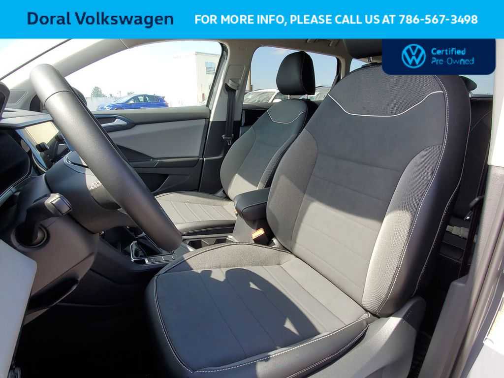 Used 2023 Volkswagen Taos SE image 20