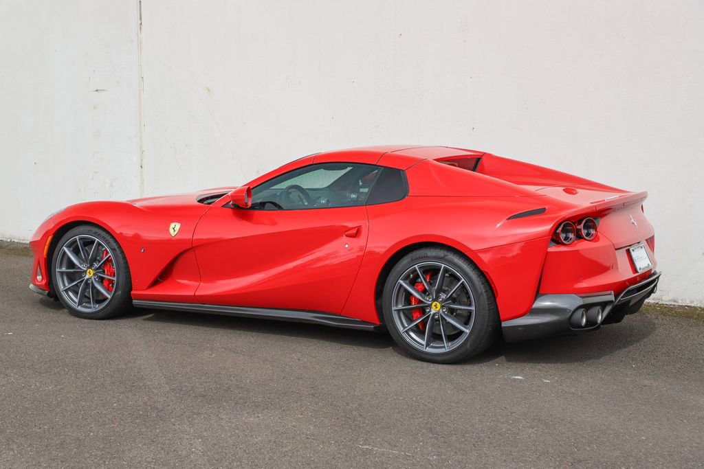Used 2023 Ferrari 812 GTS RWD image 22