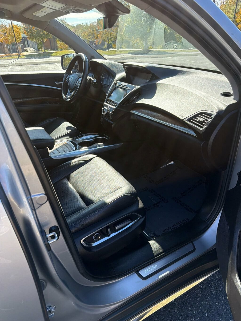 Used 2020 Acura MDX w/ Technology Package AWD/4WD image 12
