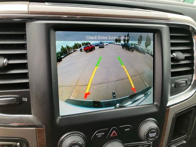 Used 2017 RAM 1500 Laramie AWD/4WD image 16