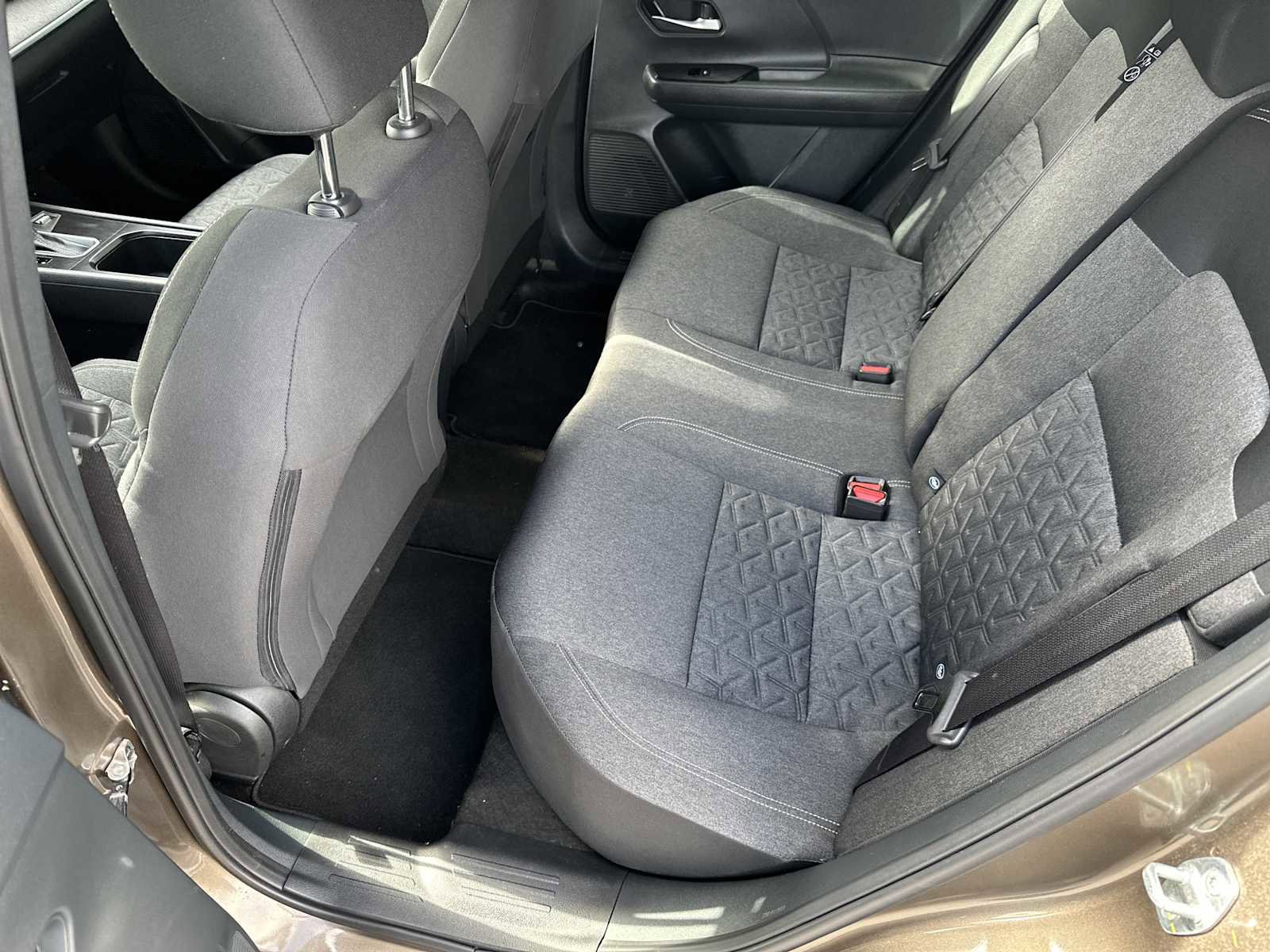 Used 2025 Nissan Kicks SV FWD image 20