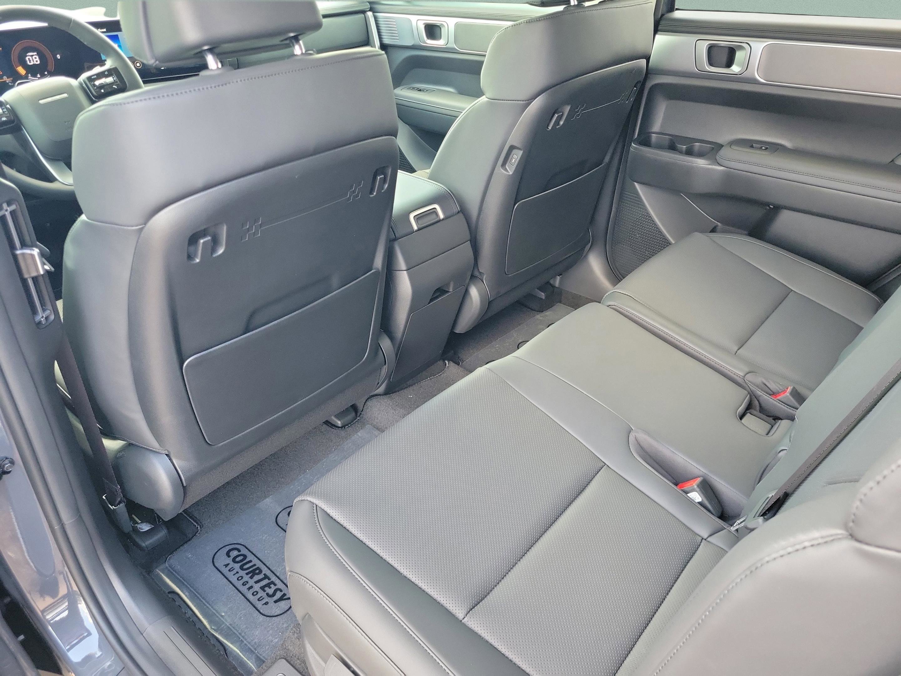 New 2026 Hyundai Santa Fe SEL image 12