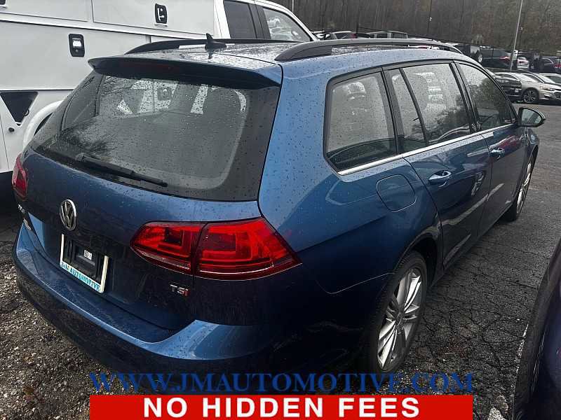 Used 2016 Volkswagen Golf Limited Edition FWD image 3