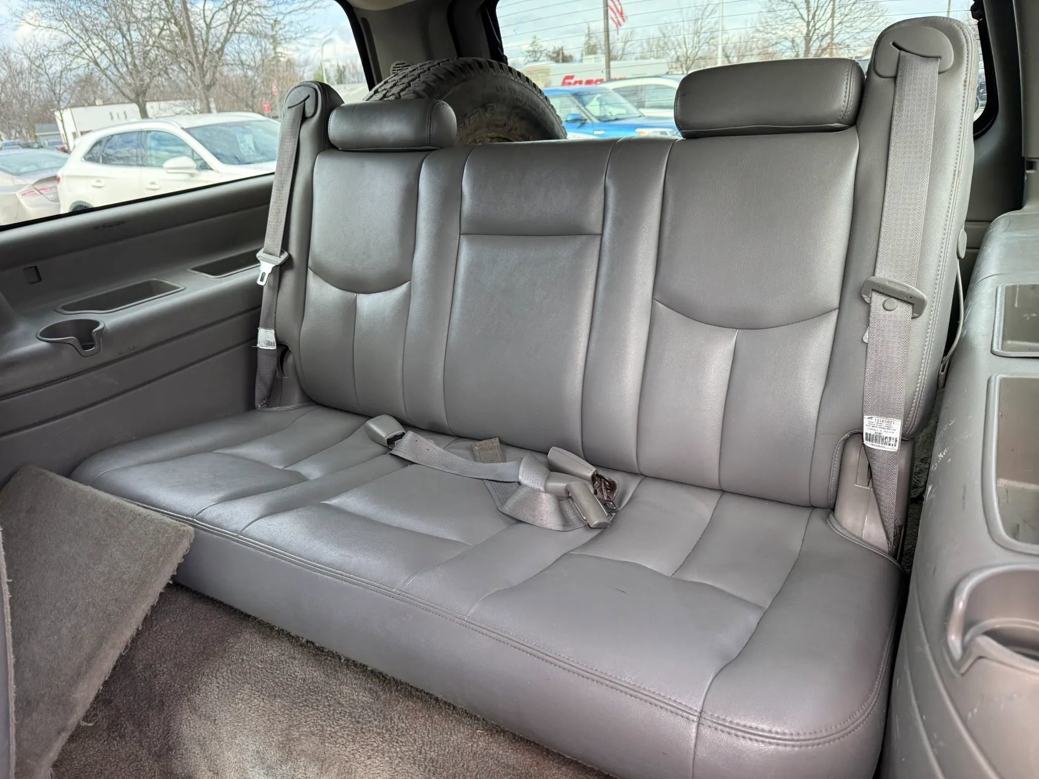 Used 2003 Chevrolet Suburban 2500 LT w/ LT Preferred Equipment Group AWD/4WD image 26