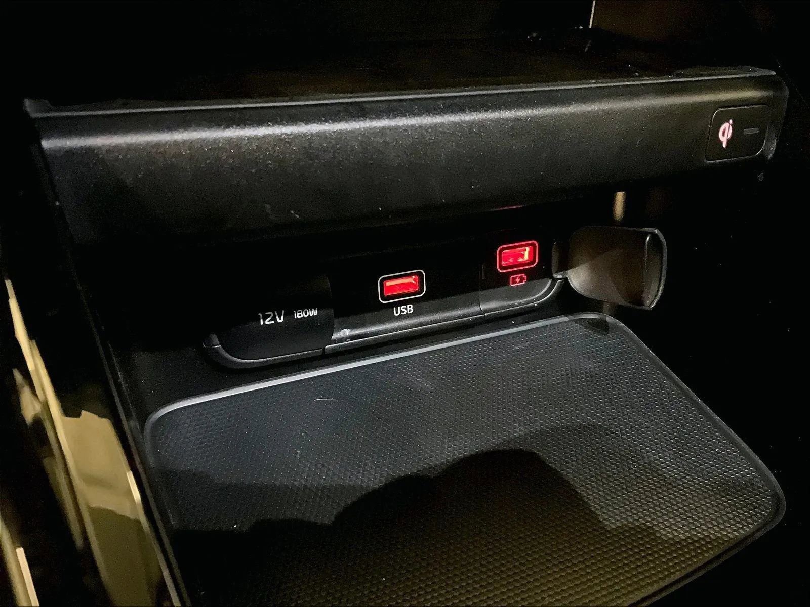 Used 2024 Kia Forte GT-Line w/ GT-Line Premium Package image 31