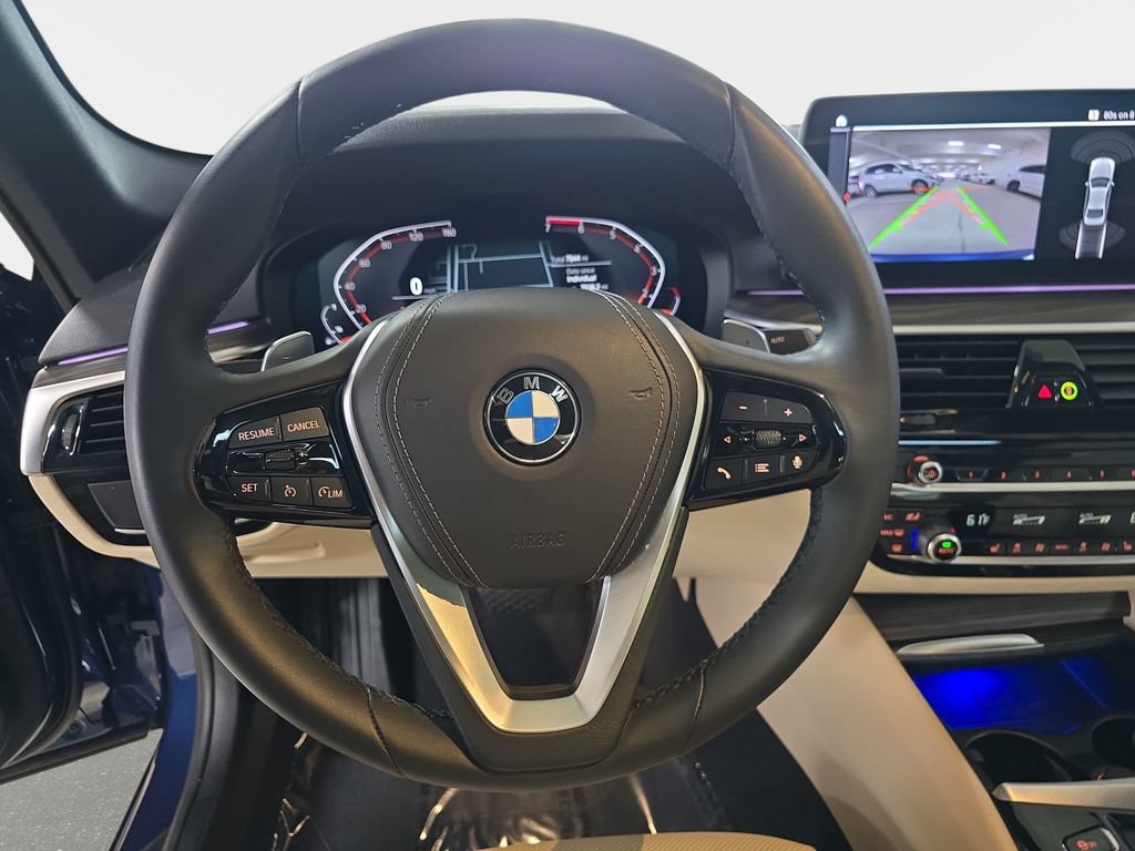 Used 2023 BMW 530i w/ Premium Package RWD image 19
