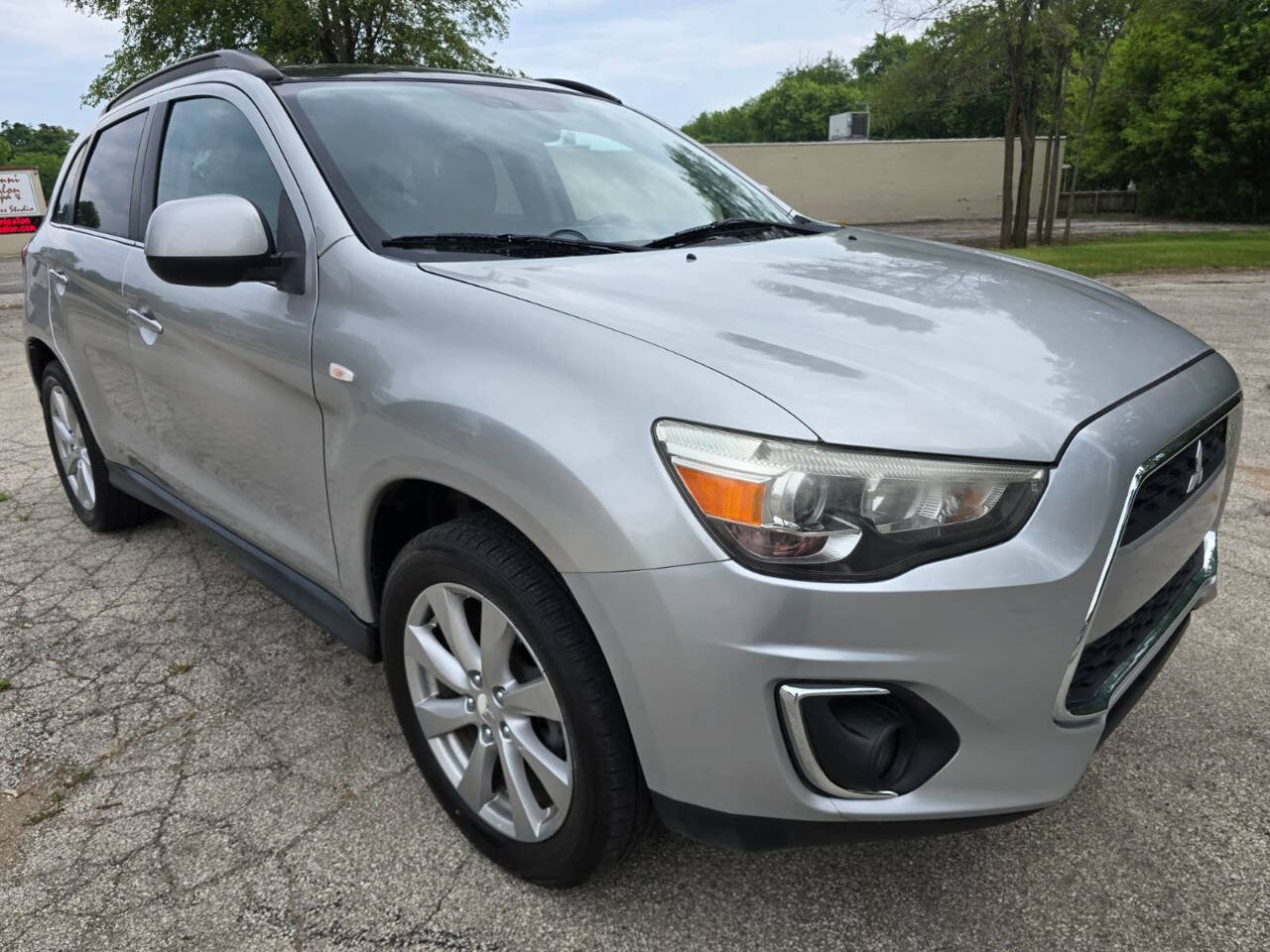 Used 2013 Mitsubishi Outlander Sport SE AWD/4WD image 3