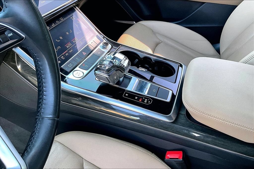 Used 2020 Audi Q8 Premium Plus w/ Premium Plus Package AWD/4WD image 19