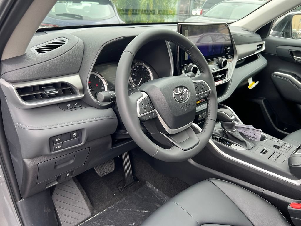 New 2026 Toyota Highlander XLE AWD/4WD image 10