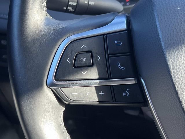Used 2020 Toyota Highlander LE image 25