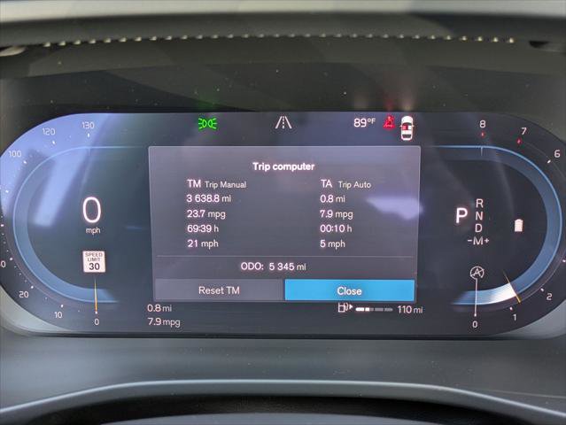 Used 2025 Volvo XC40 B5 Ultra w/ Climate Package image 15