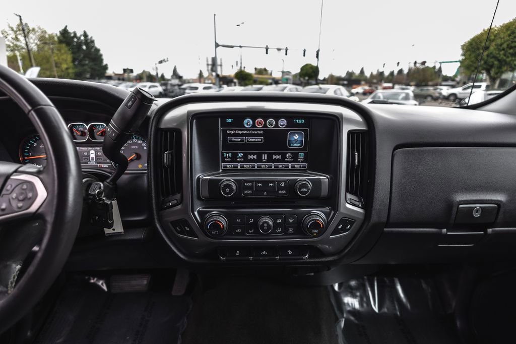 Used 2018 Chevrolet Silverado 1500 LT w/ All Star Edition AWD/4WD image 31