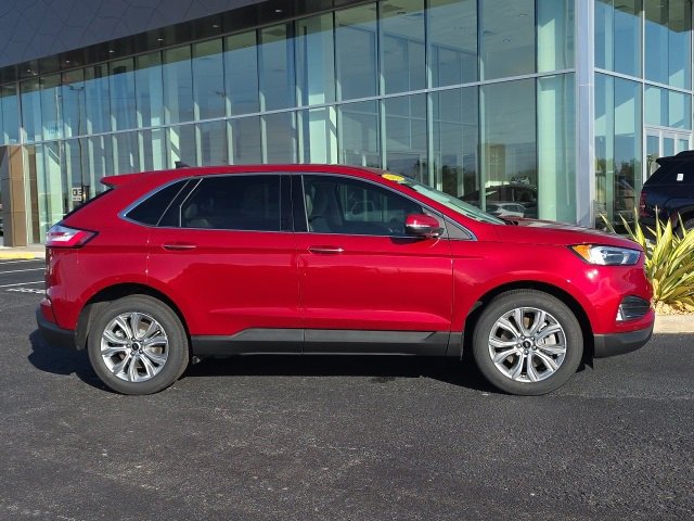 Used 2023 Ford Edge Titanium image 20
