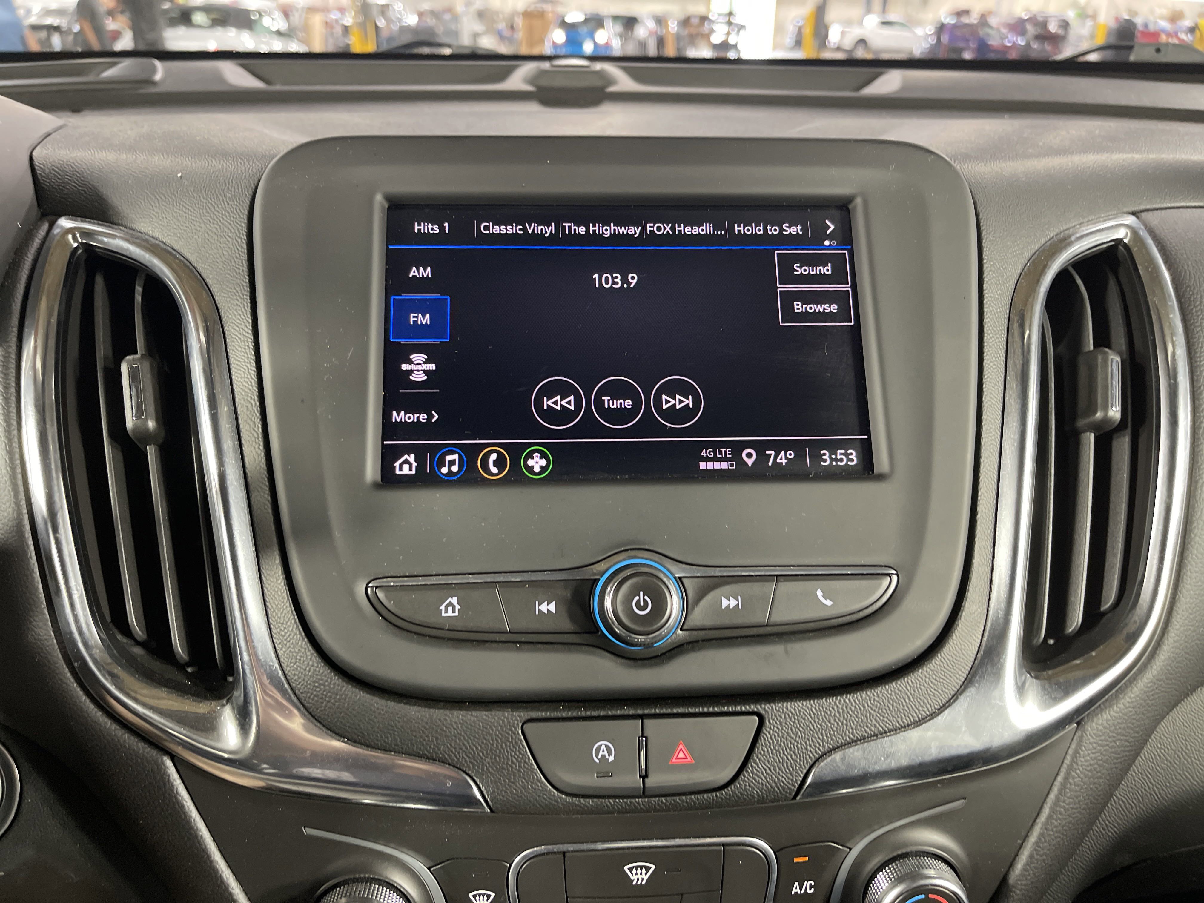 Used 2022 Chevrolet Equinox LT image 21