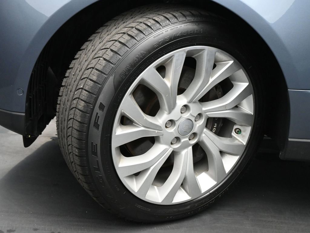Used 2019 Land Rover Range Rover HSE image 23
